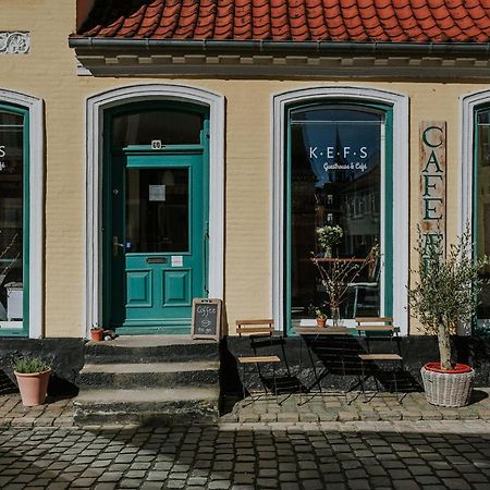 Kefs Guesthouse & Cafe Ærøskøbing Extérieur photo