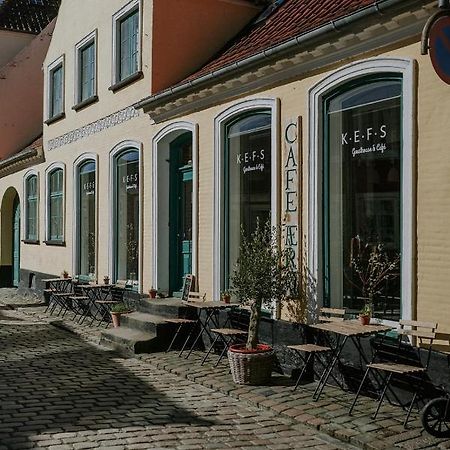 Kefs Guesthouse & Cafe Ærøskøbing Extérieur photo