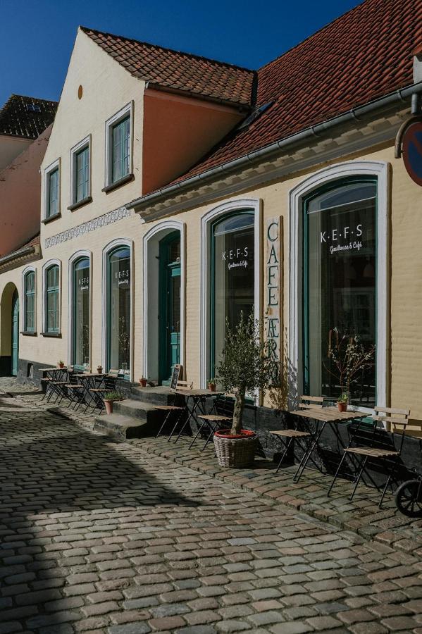 Kefs Guesthouse & Cafe Ærøskøbing Extérieur photo