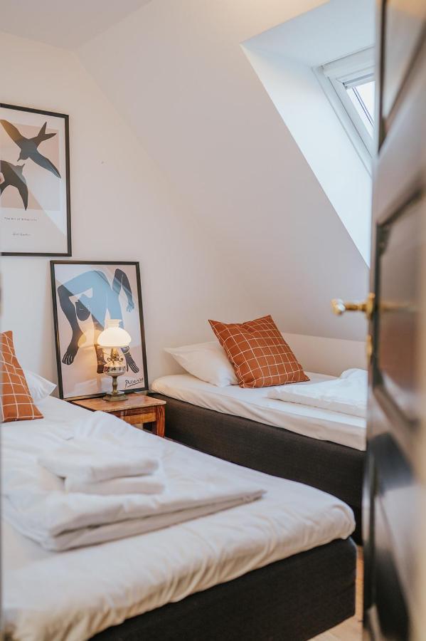 Kefs Guesthouse & Cafe Ærøskøbing Extérieur photo