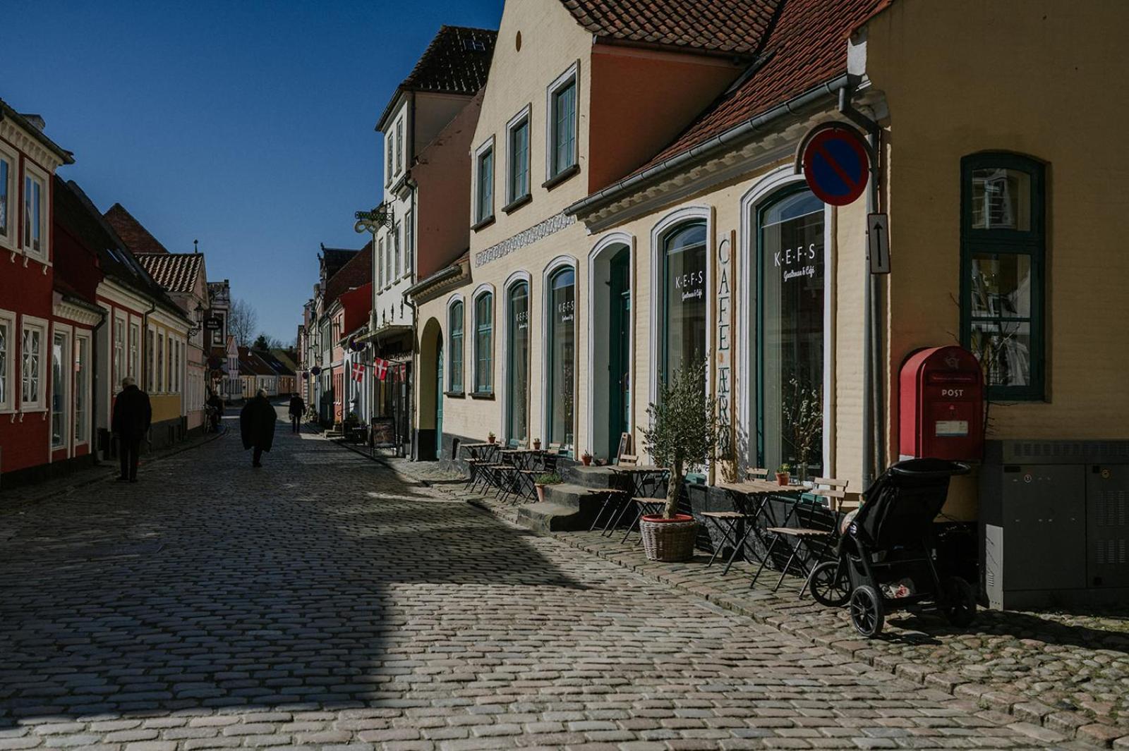 Kefs Guesthouse & Cafe Ærøskøbing Extérieur photo